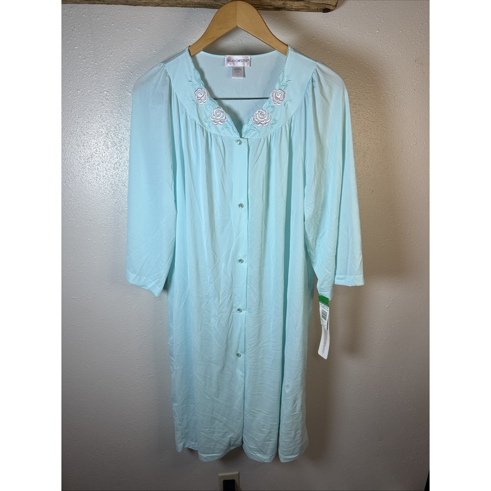 SHADOWLINE Seafoam NWT Silky Button Front V Neck Robe Floral Applique L